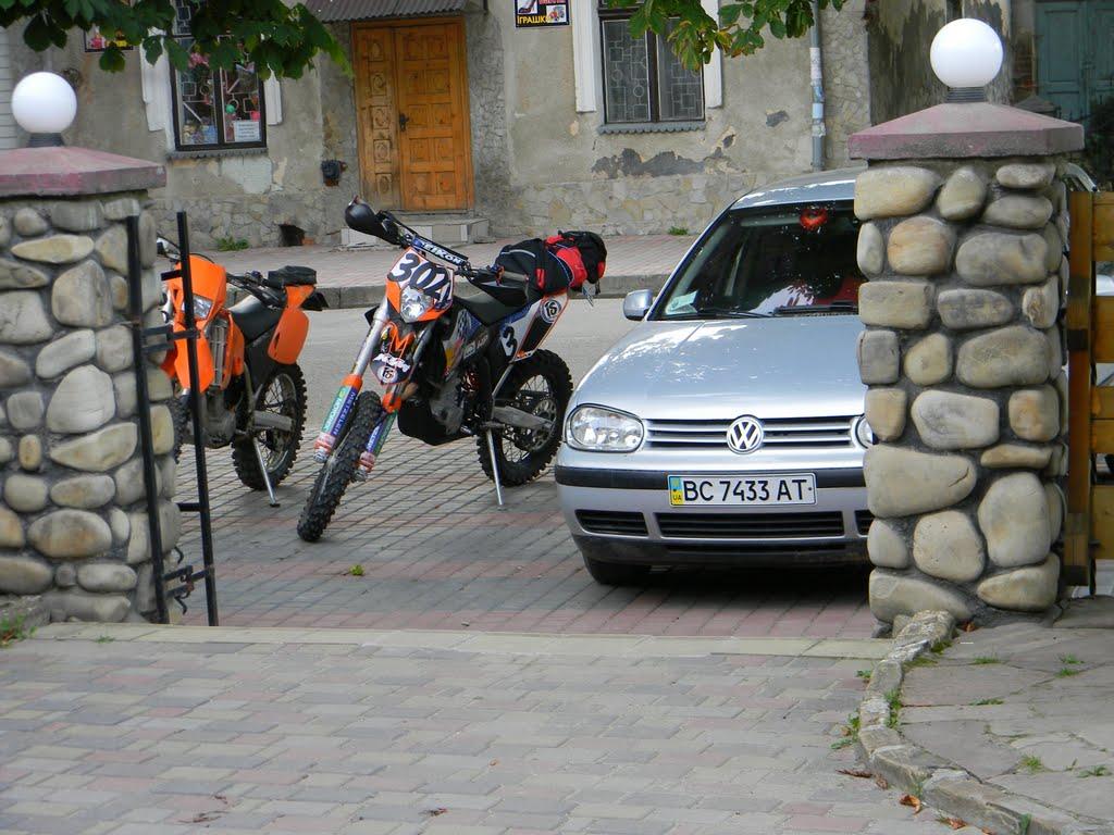 Хирів з panoramio.com - Хирів