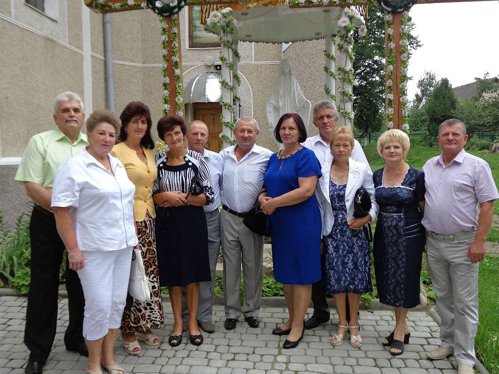 ЗУСТРІЧ ОДНОКЛАСНИКІВ - Уличне