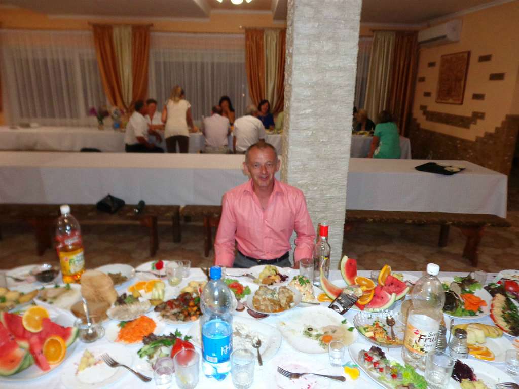 ЗУСТРІЧ ОДНОКЛАСНИКІВ - Уличне