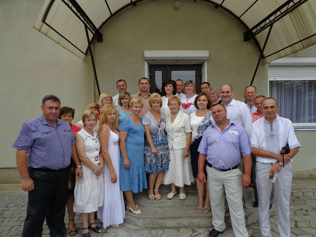 ЗУСТРІЧ ОДНОКЛАСНИКІВ - Уличне