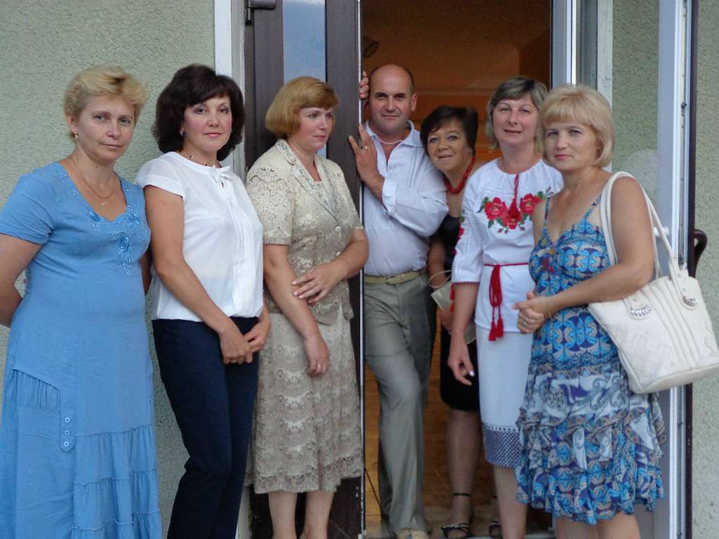 ЗУСТРІЧ ОДНОКЛАСНИКІВ - Уличне