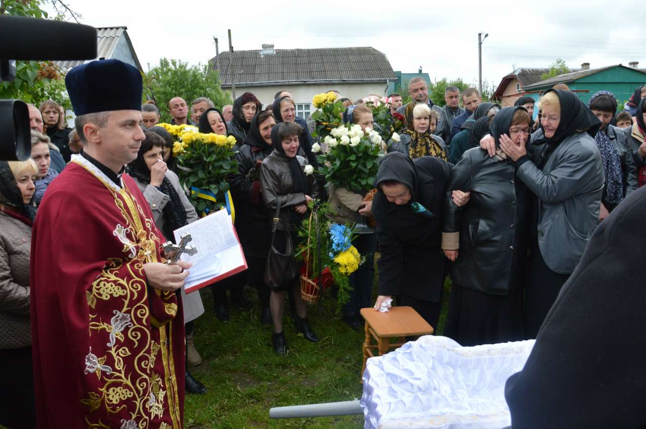 Похорон бійця АТО Руслана Кожушного - Чукалівка