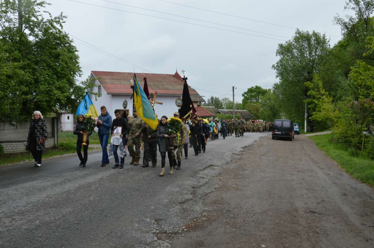 Похорон бійця АТО Руслана Кожушного - Чукаловка