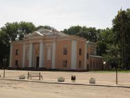 ДІМ КУЛЬТУРИ З КОСТЕЛУ