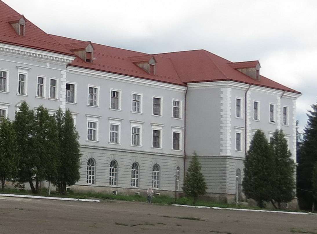 КОНВІКТ ЄЗУЇТІВ - Хирів