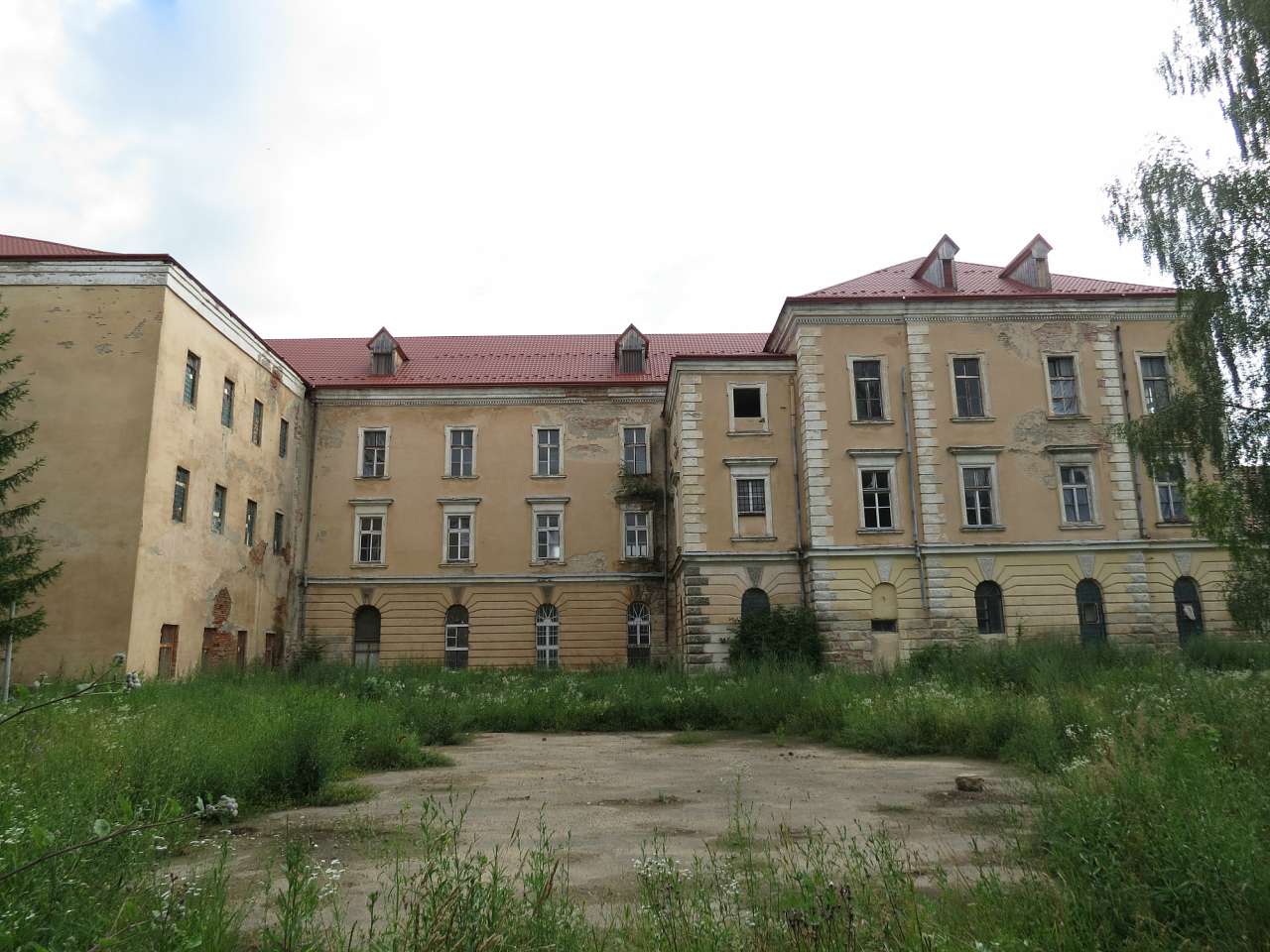 КОНВІКТ ЄЗУЇТІВ - Хирів