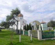 Храм св.первоверховних апостолів Петра і Павл