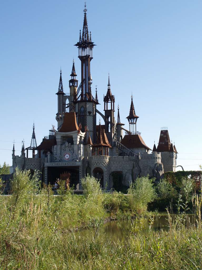 VICTORIA FILM STUDIOS - Гуровщина