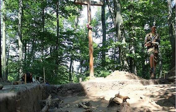 ТРИПІЛЬСЬКИЙ РОЗКОП У ВИННИКАХ - Винники