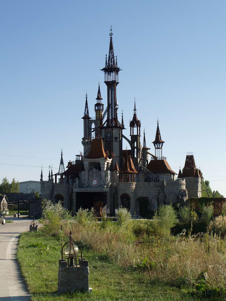 VICTORIA FILM STUDIOS - Гуровщина