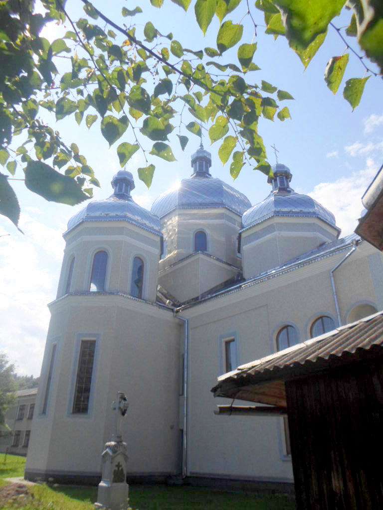 Церква Введення Святої Марії - Тисів