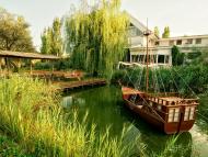 Кароліно-Бугаз з panoramio.com