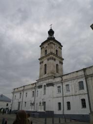 МОНАСТИР БОСИХ КАРМЕЛІТІВ