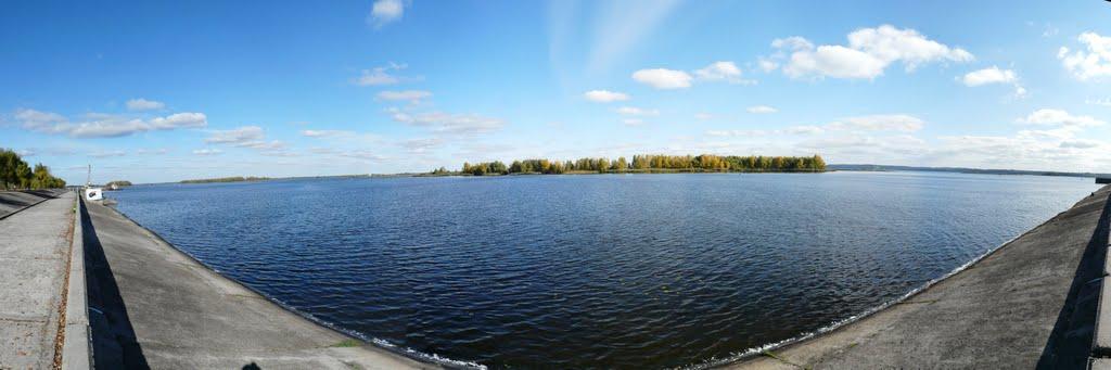 Українка з panoramio.com - Українка