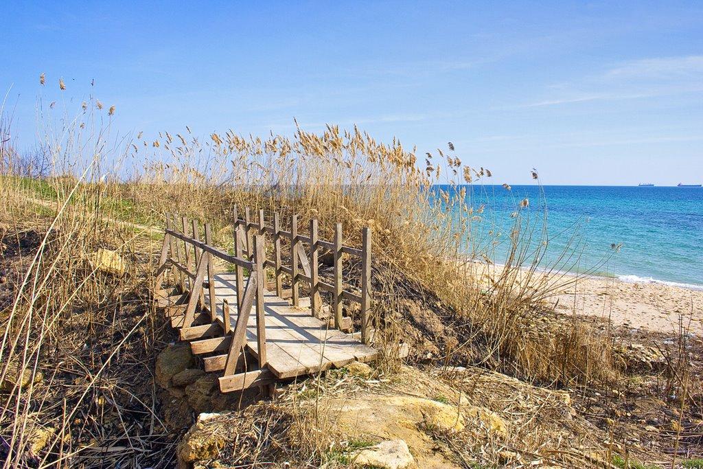 Южне з panoramio.com - Южне