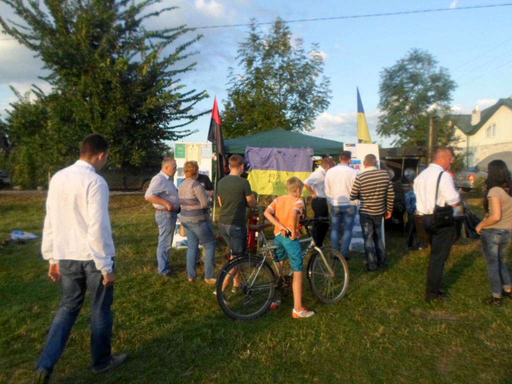 День Незалежності - Дулибы