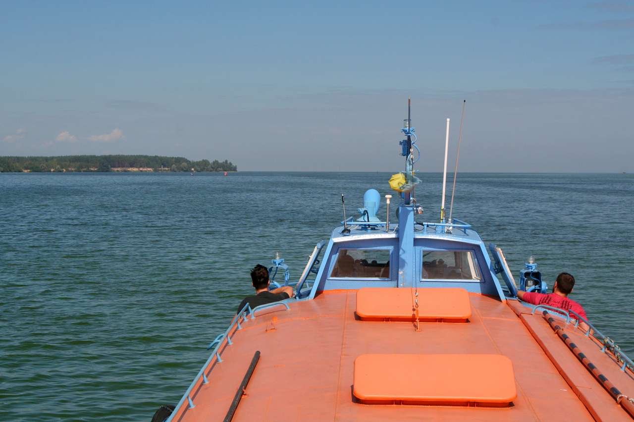 ПОДОРОЖ ДНІПРОМ ДО СТРАХОЛІССЯ - Страхолісся