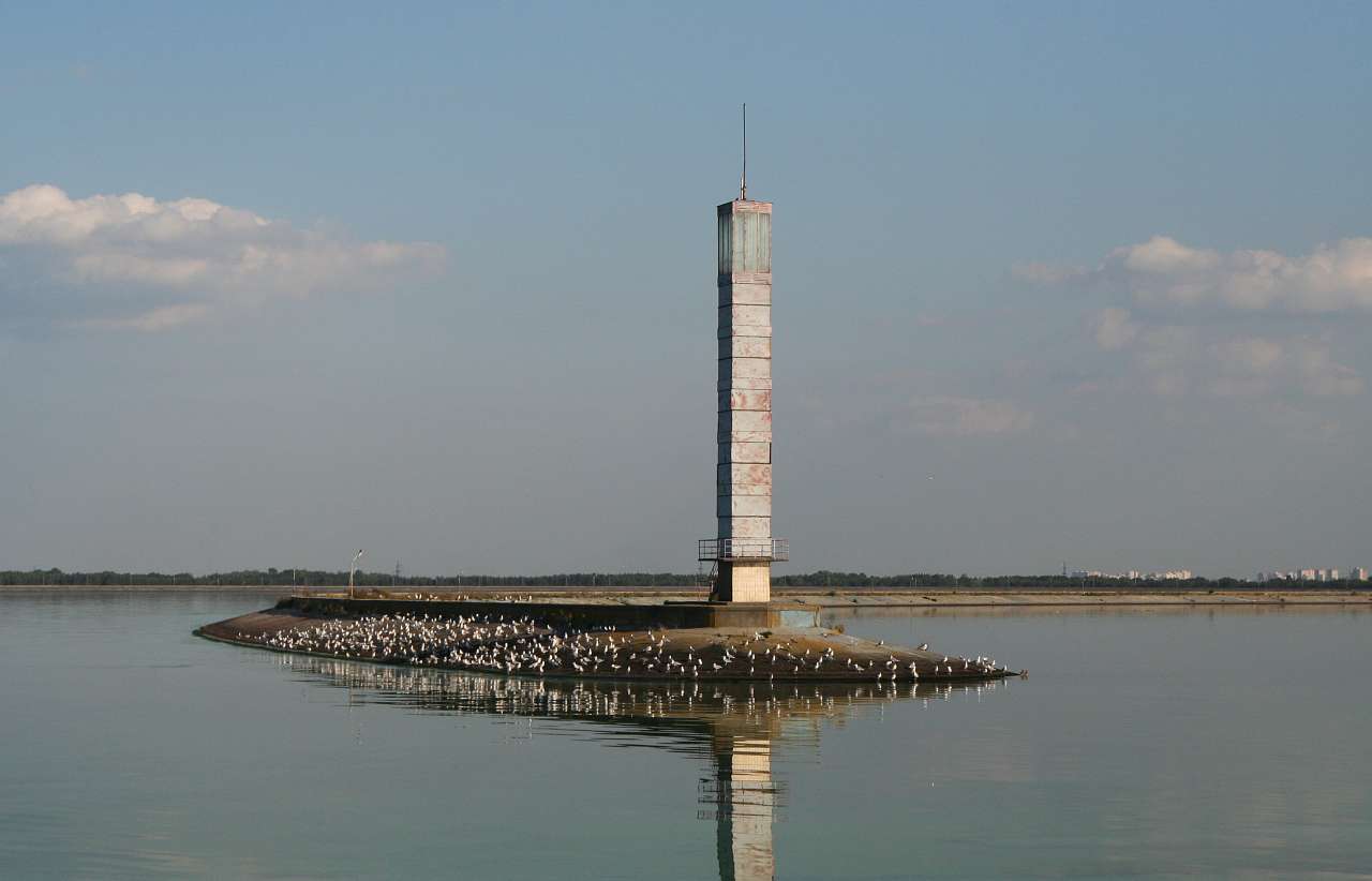 ПОДОРОЖ ДНІПРОМ ДО СТРАХОЛІССЯ - Страхолісся