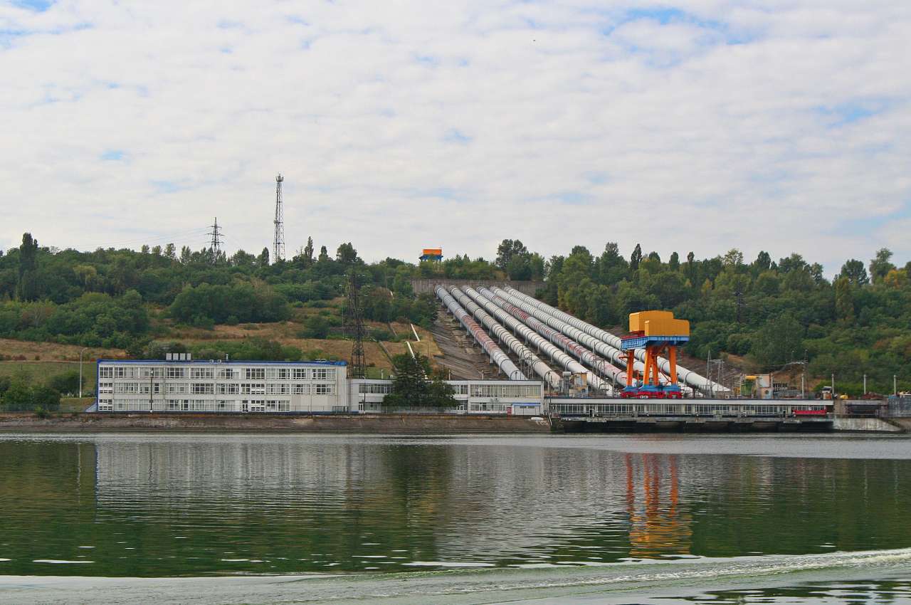 ПОДОРОЖ ДНІПРОМ ДО СТРАХОЛІССЯ - Страхолісся