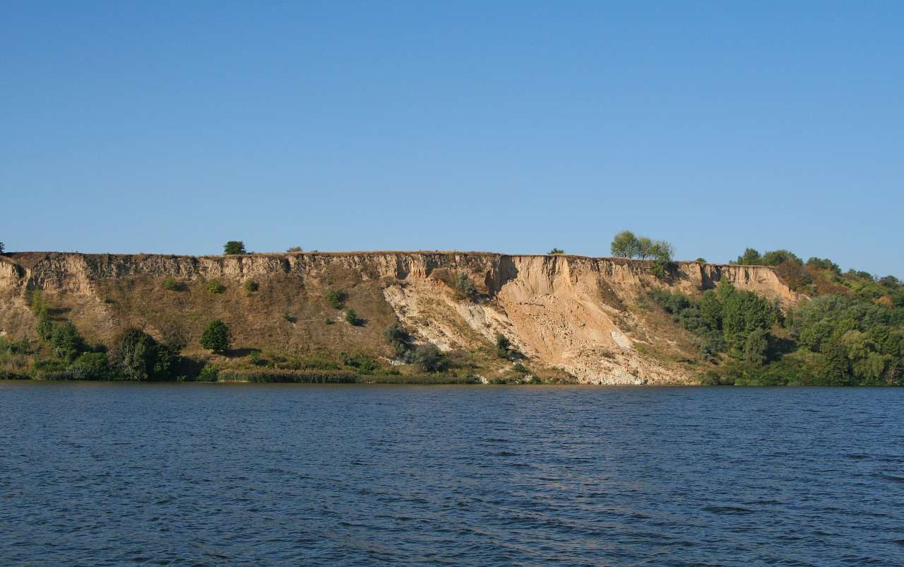 ПОДОРОЖ ДНІПРОМ ДО ТРАХТЕМИРОВА - Трахтемирів