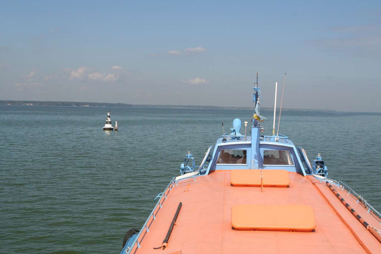 ПОДОРОЖ ДНІПРОМ ДО СТРАХОЛІССЯ - Страхолісся