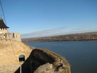 СЕЛО НАД ДНІСТРОМ