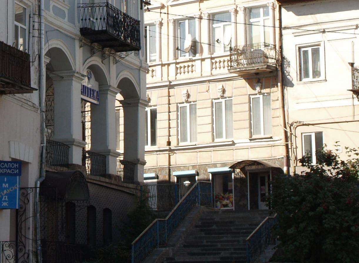 ТЕРНОПІЛЬСЬКИЙ 'ПАРИЖ' - Бучач