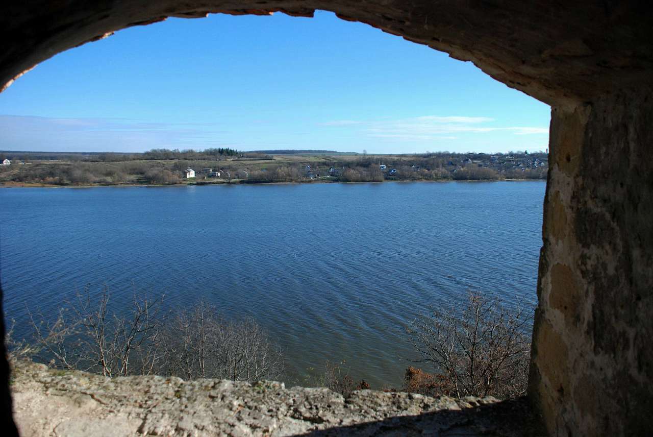 СЕЛО НАД ДНІСТРОМ - Брага