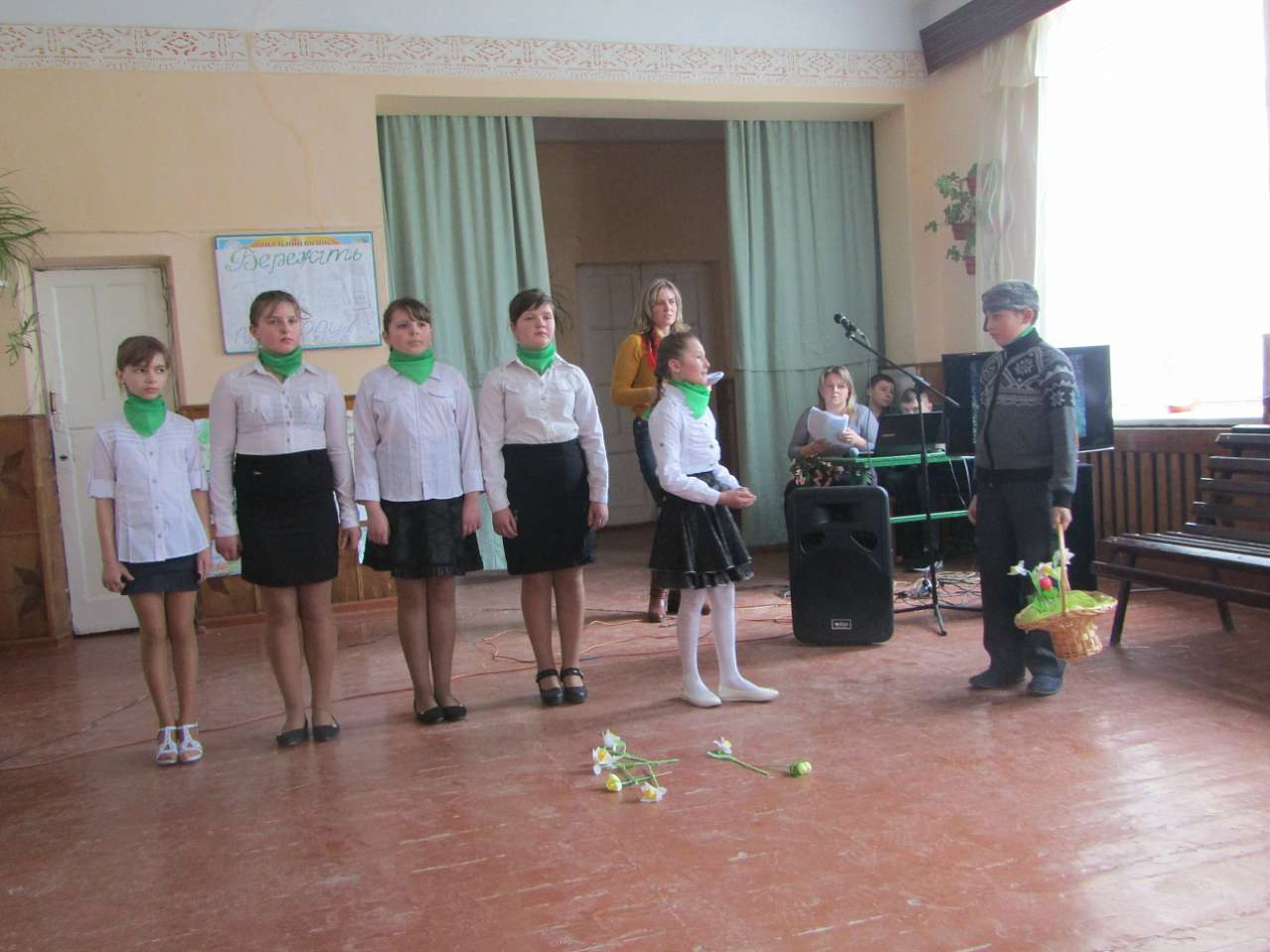 Школа - Мала Лука