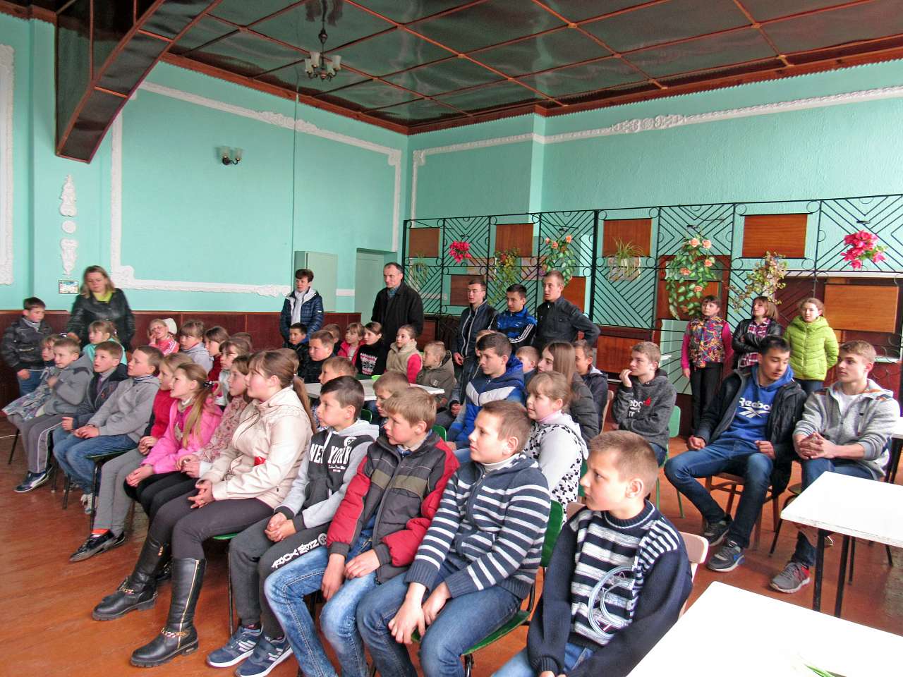 Школа - Мала Лука