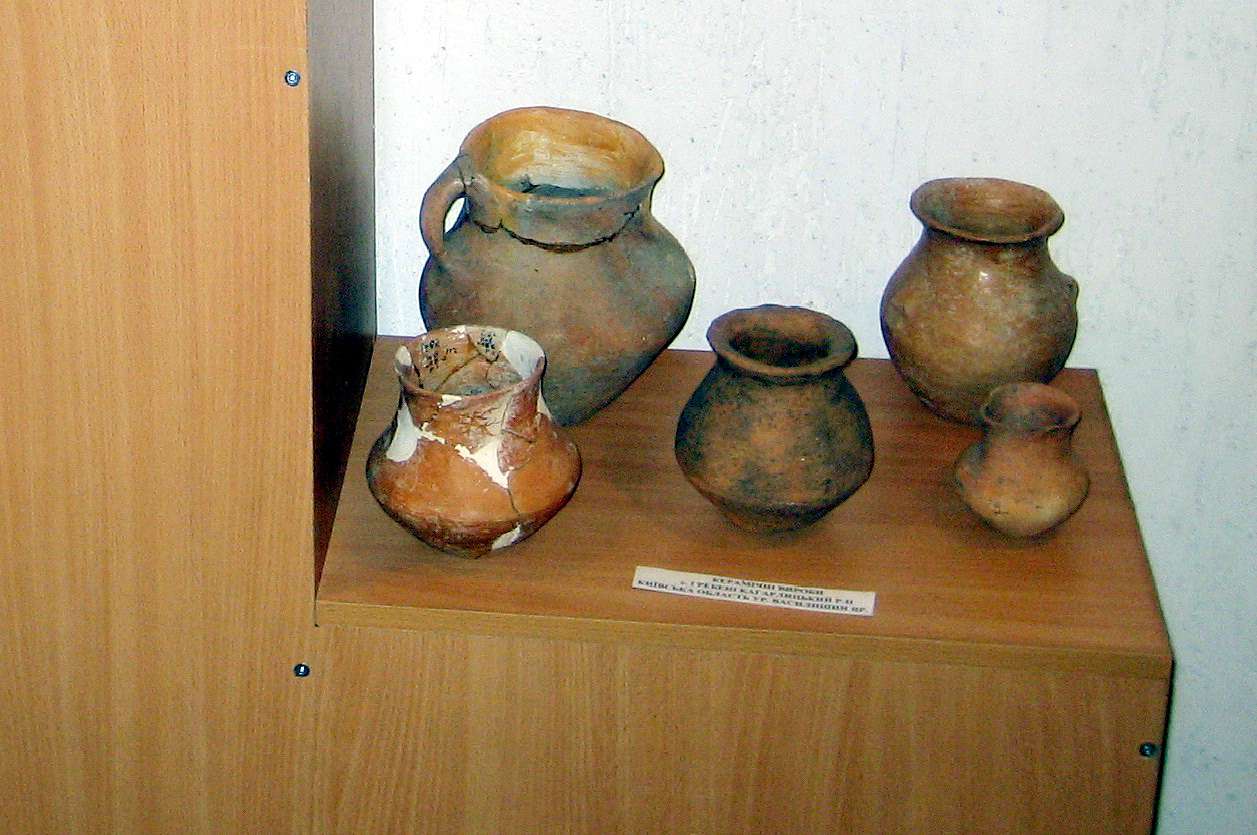 КИЇВСЬКИЙ ОБЛАСНИЙ АРХЕОЛОГІЧНИЙ МУЗЕЙ - Трипілля