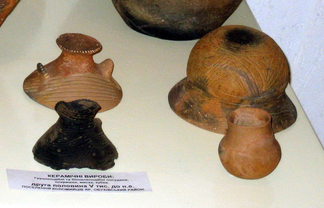 КИЇВСЬКИЙ ОБЛАСНИЙ АРХЕОЛОГІЧНИЙ МУЗЕЙ - Триполье