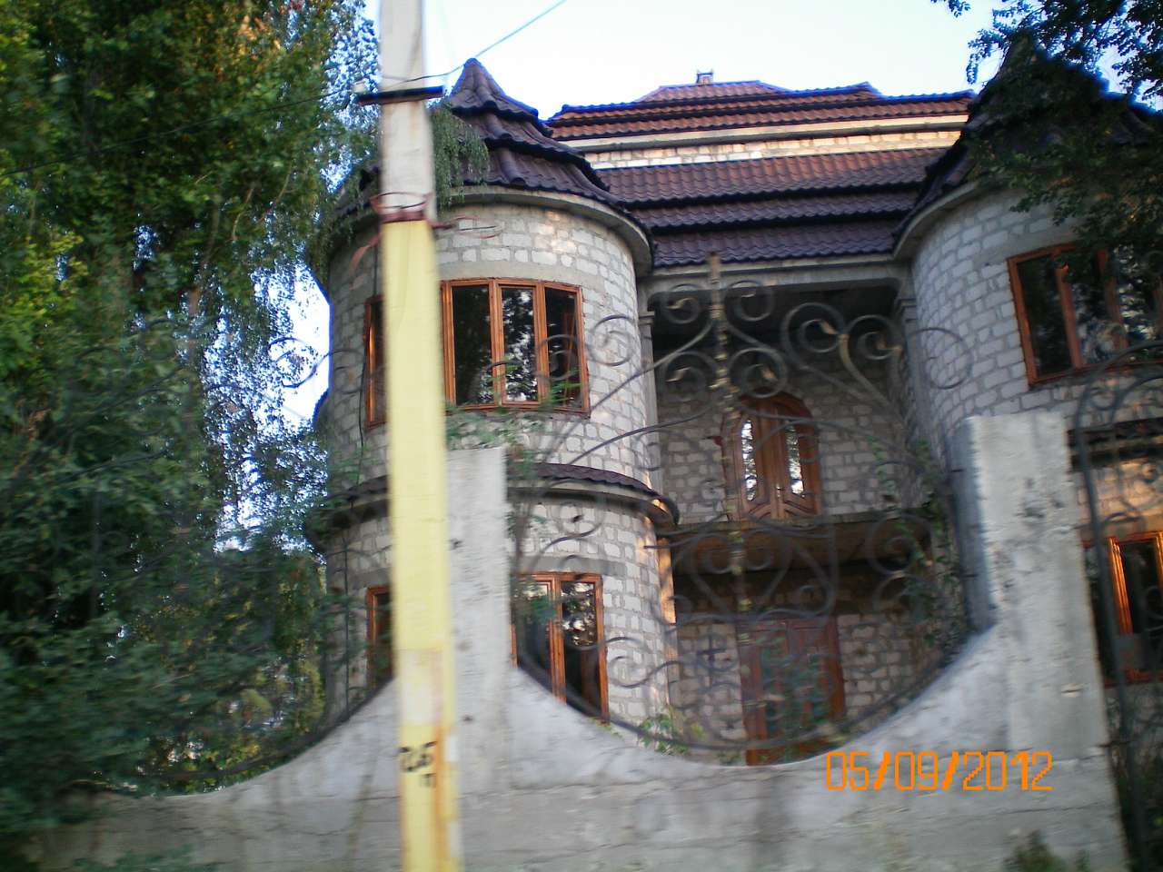 Сорока за Дністром - Цекинівка