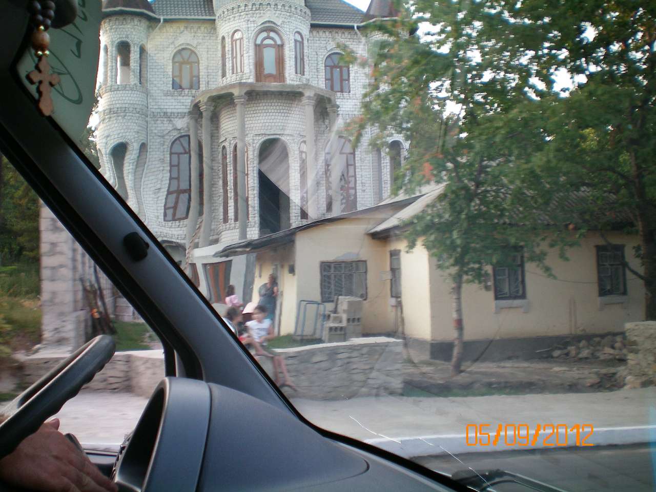 Сорока за Дністром - Цекинівка