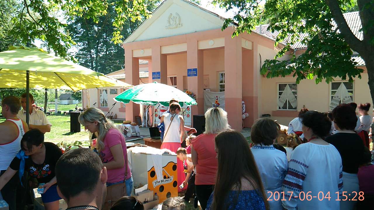 Бровкам - 400 років - Бровки Перші