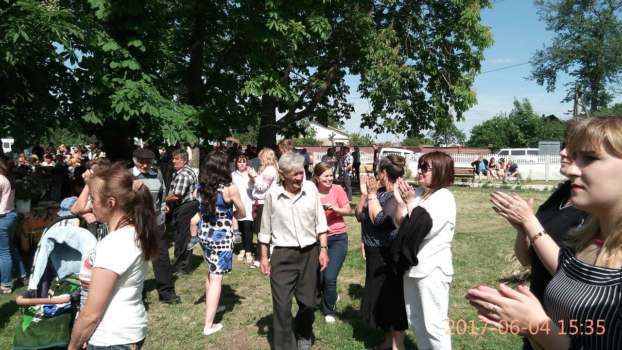 Бровкам - 400 років - Бровки Перші