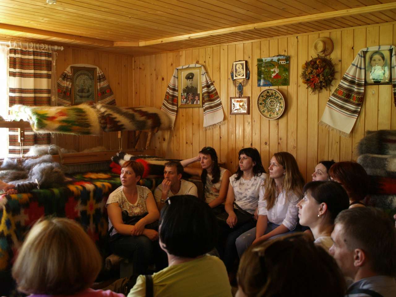 ЯВОРІВ КОСІВСЬКИЙ-ЦЕНТР ЛІЖНИКАРСТВА - Косoв