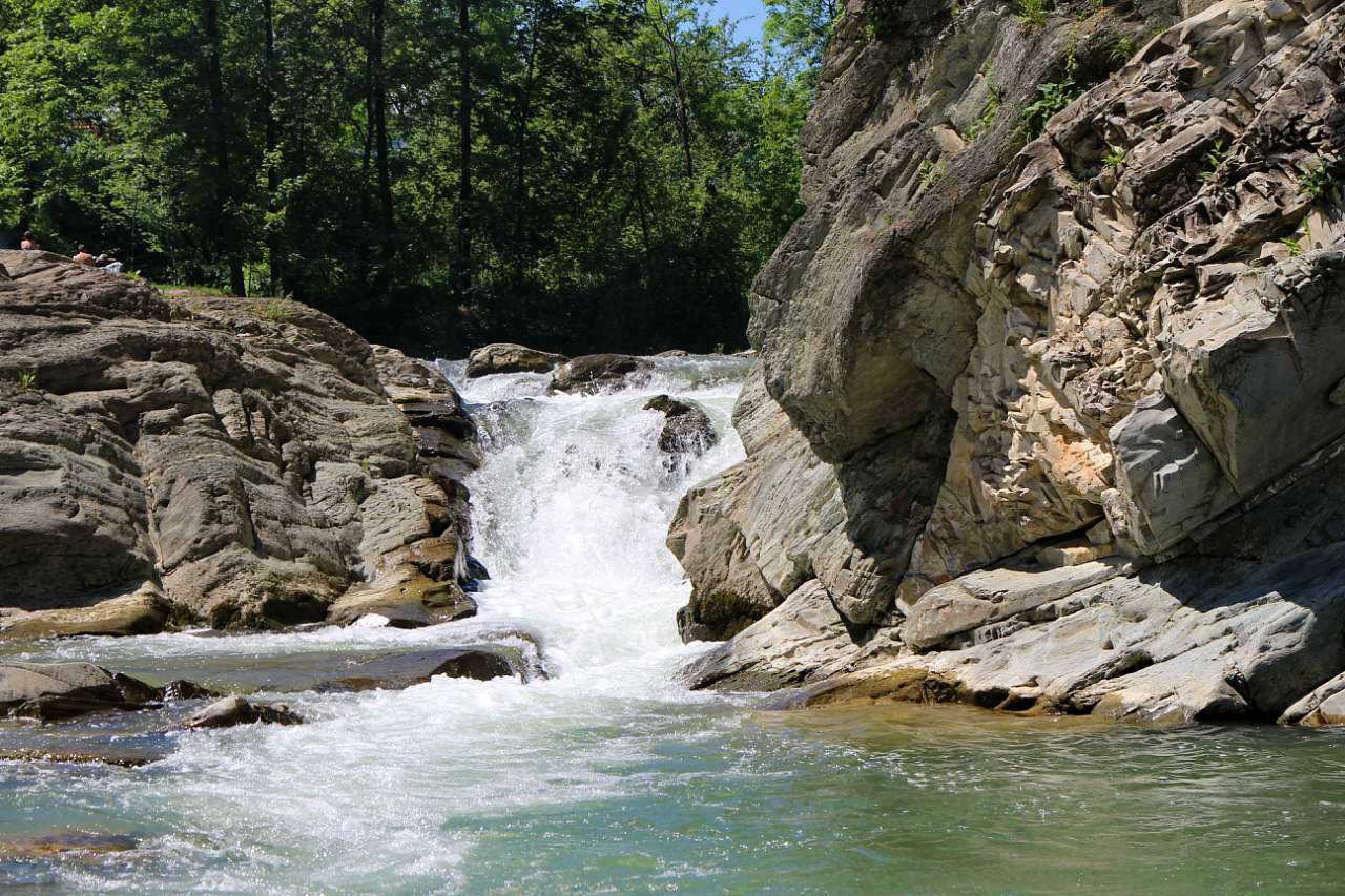 ВОДОСПАД ВЕЛИКИЙ ГУК - Шешори