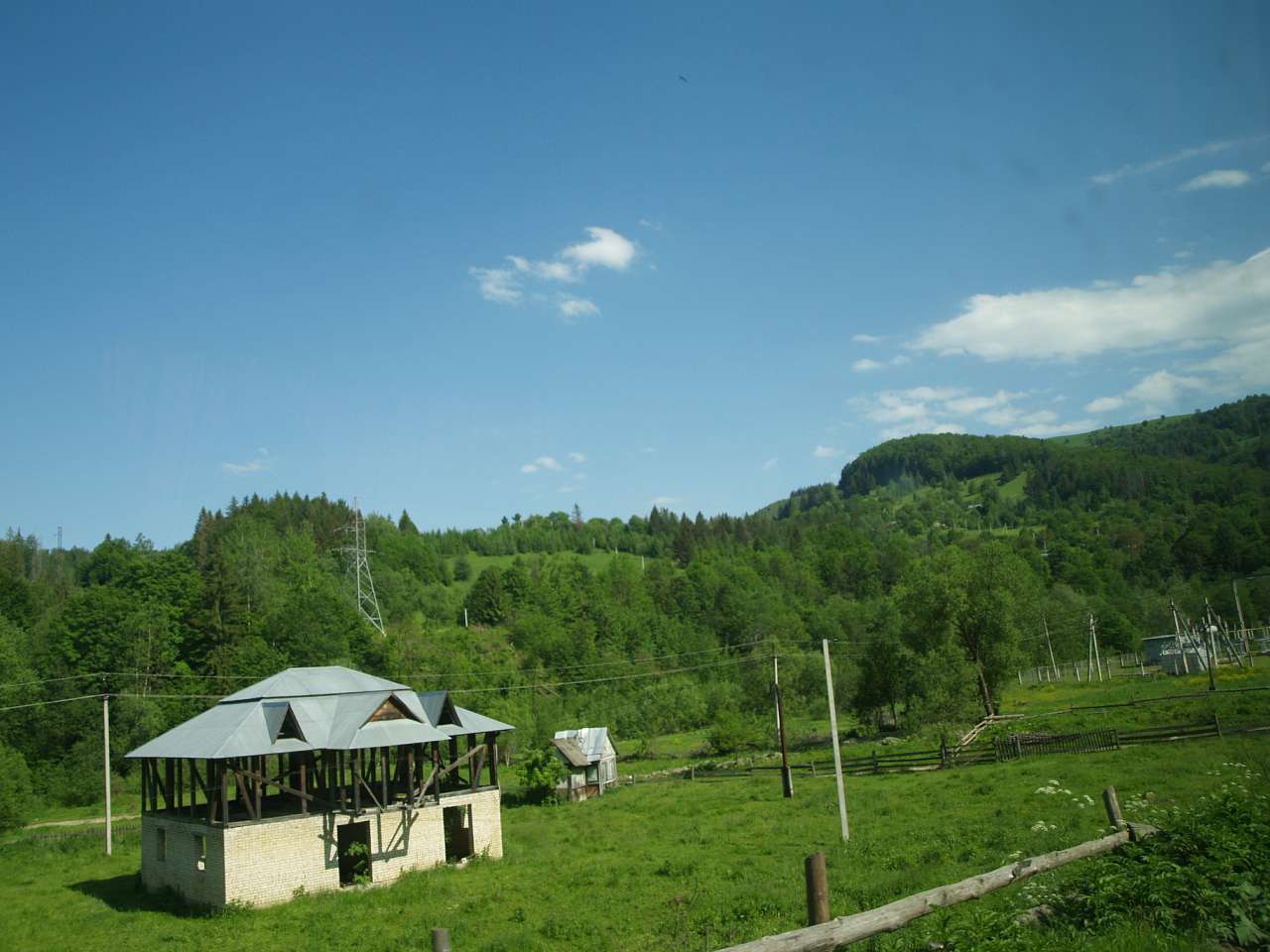 ЯВОРІВ КОСІВСЬКИЙ-ЦЕНТР ЛІЖНИКАРСТВА - Косів