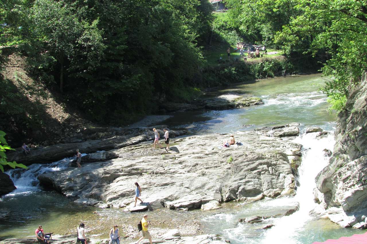 ВОДОСПАД ВЕЛИКИЙ ГУК - Шешори