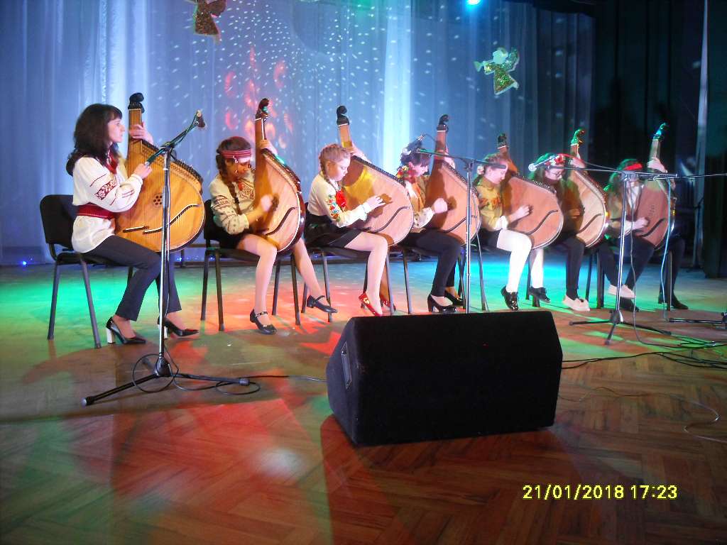 Колядє 'Народний дім' - Стебник