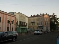 ПО ВЕЧІРНЬОМУ МІСТУ