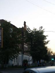 ПО ВЕЧІРНЬОМУ МІСТУ