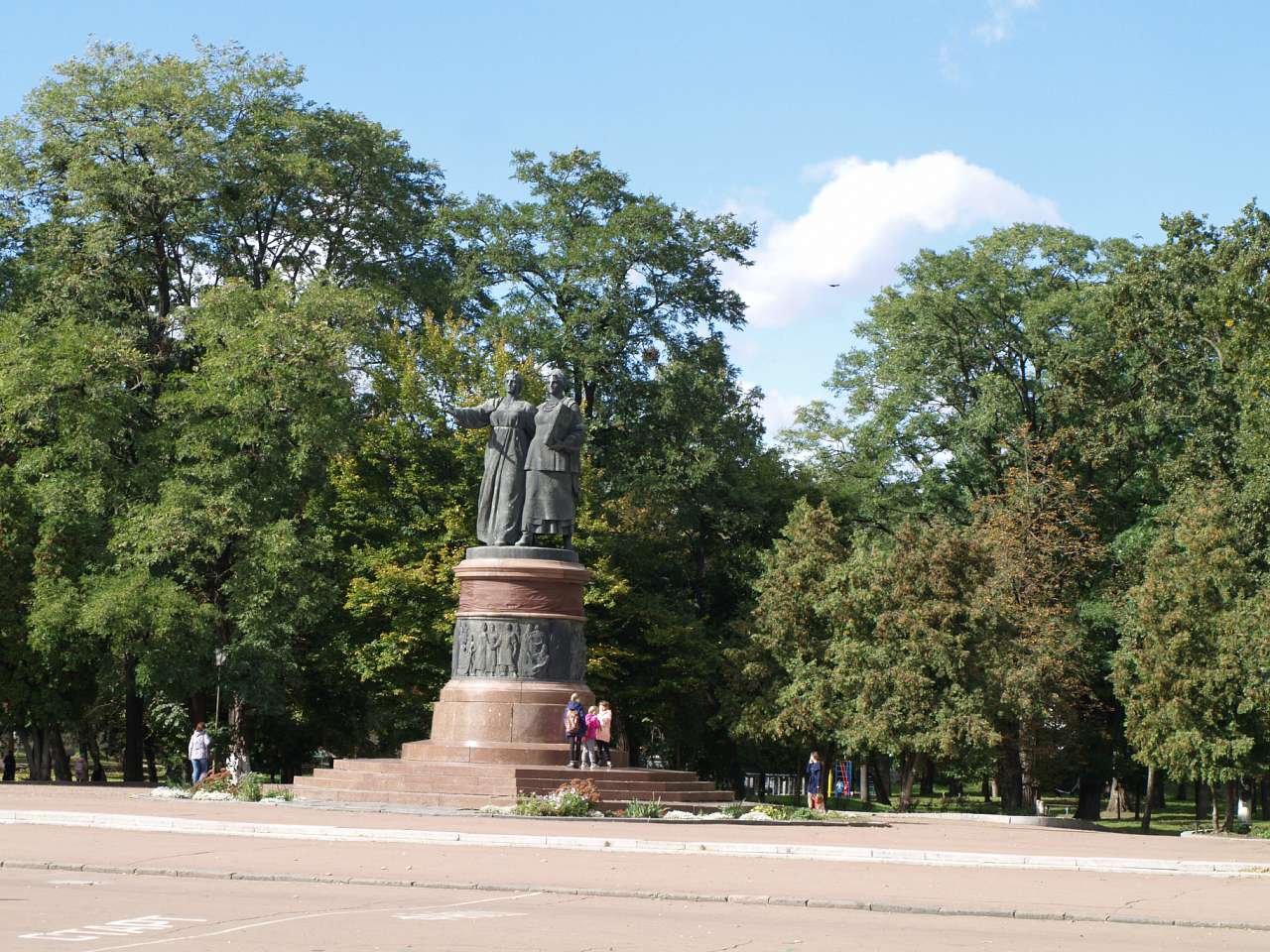 УВІЧНЕННЯ ВОЗ'ЄДНАННЯ  - Переяслав-Хмельницкий