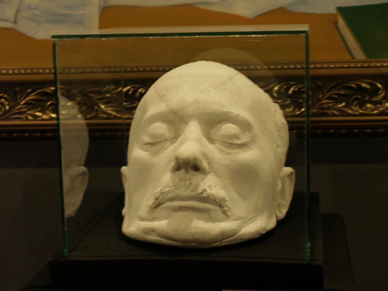 МУЗЕЙ ВЕЛИКОГО КАМЕНЯРА - Нагуєвичі