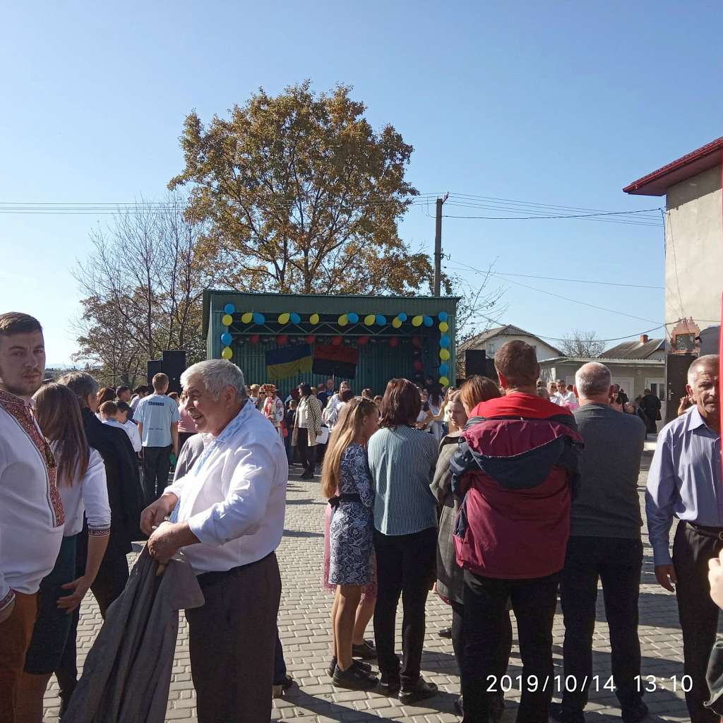 Освячення пам'ятника С.Бандері - Воля-Задеревацька
