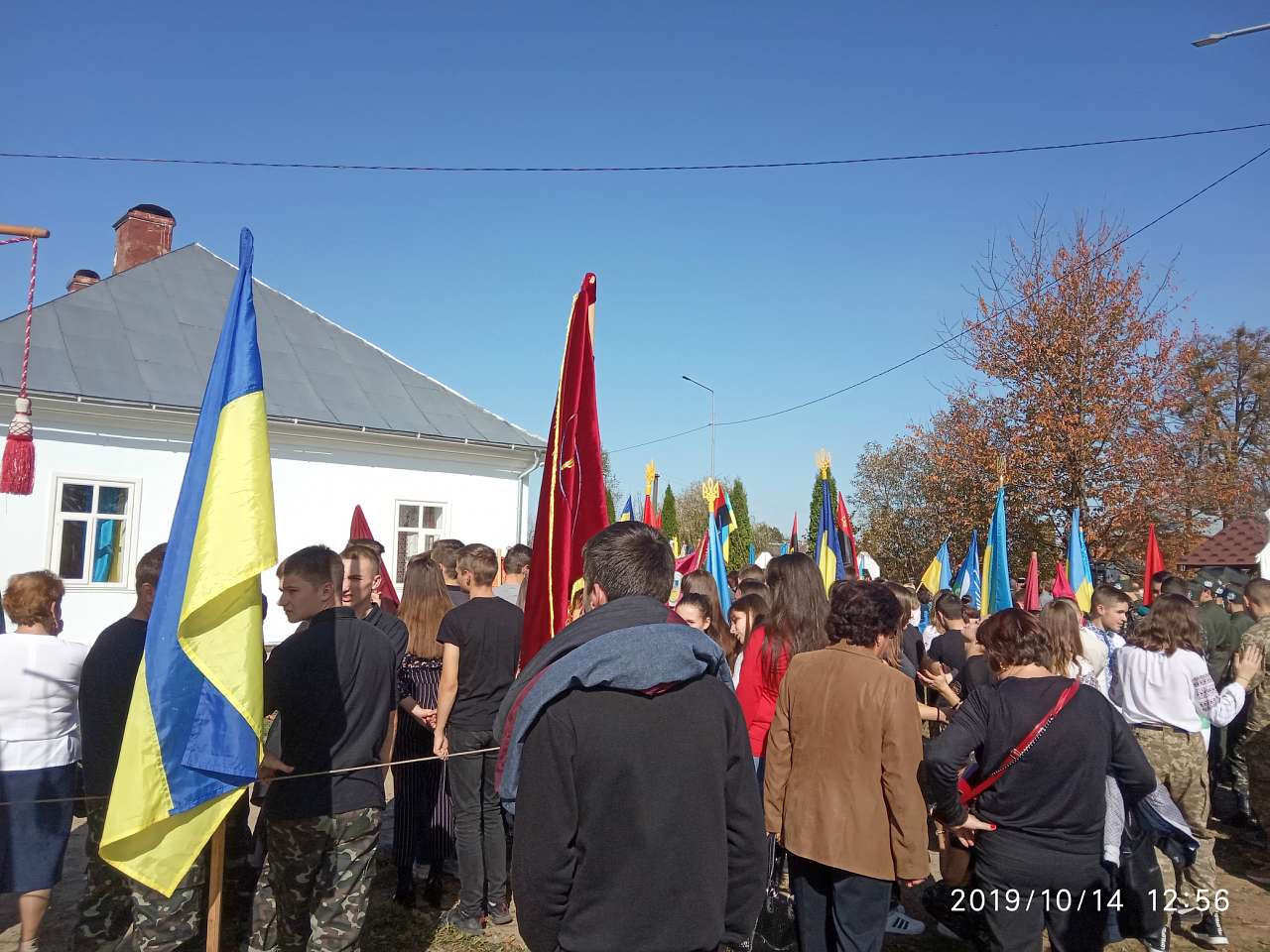 Освячення пам'ятника С.Бандері - Воля-Задеревацька