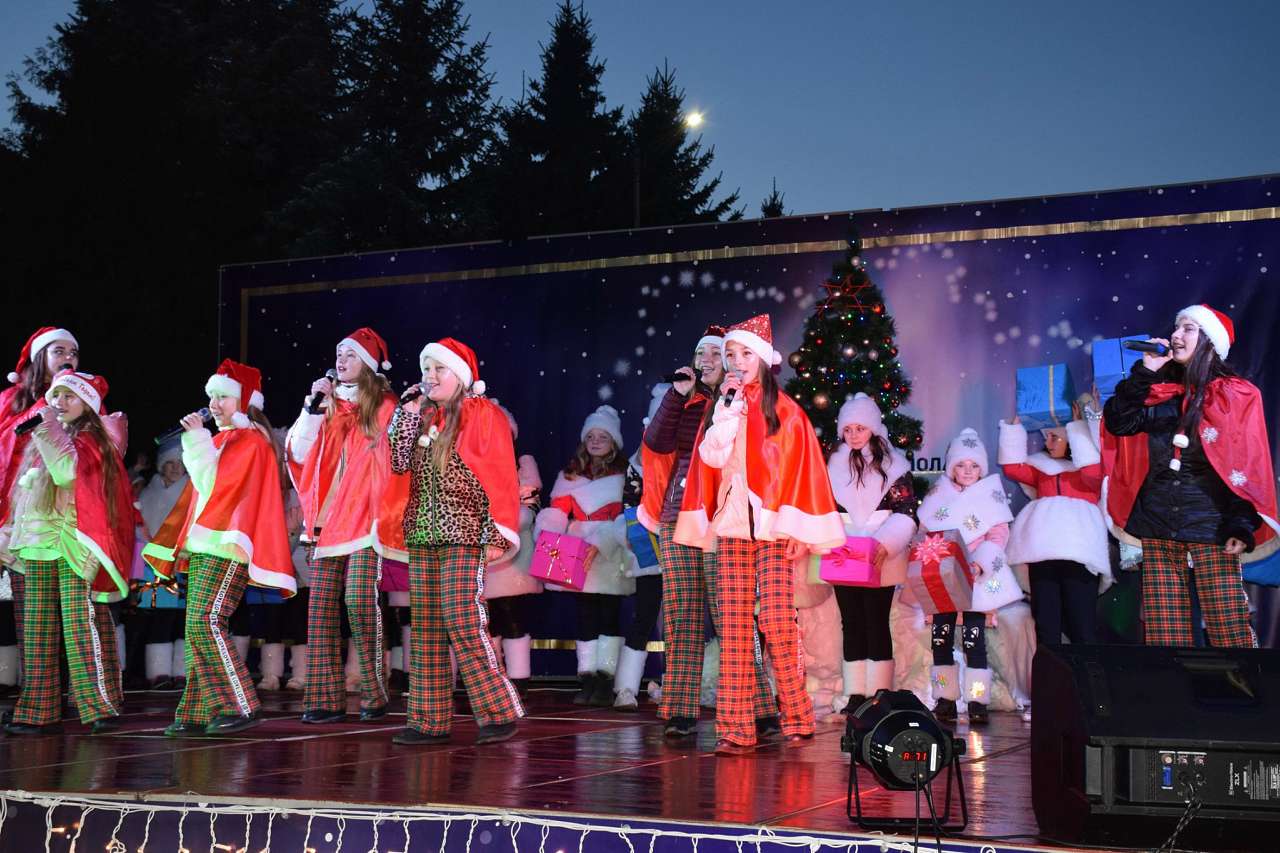 Відкриття головної ялинки-2015, 2018 - Шпола