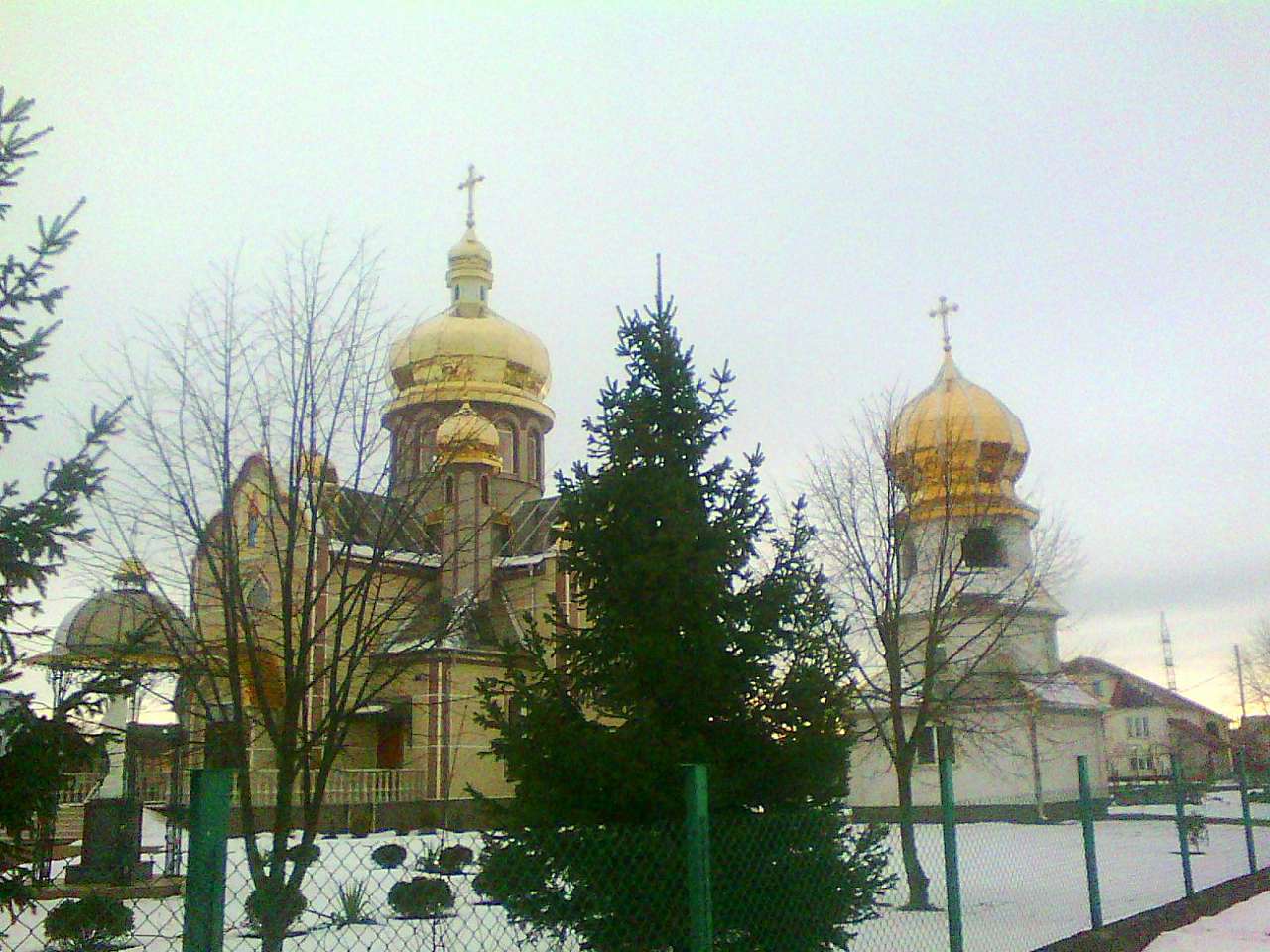 Церкви - Слобідка