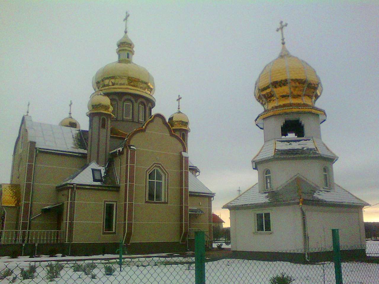 Церкви - Слобідка